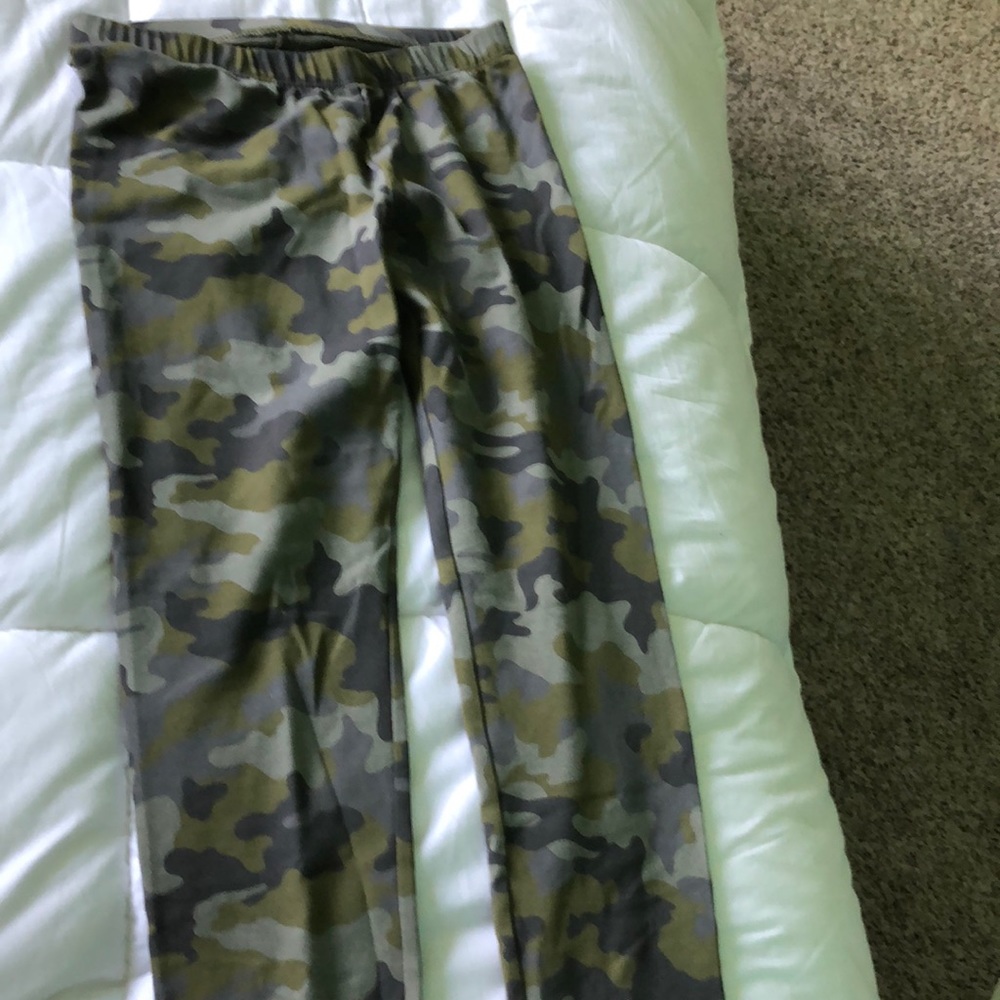 Camo leggings cat and jack